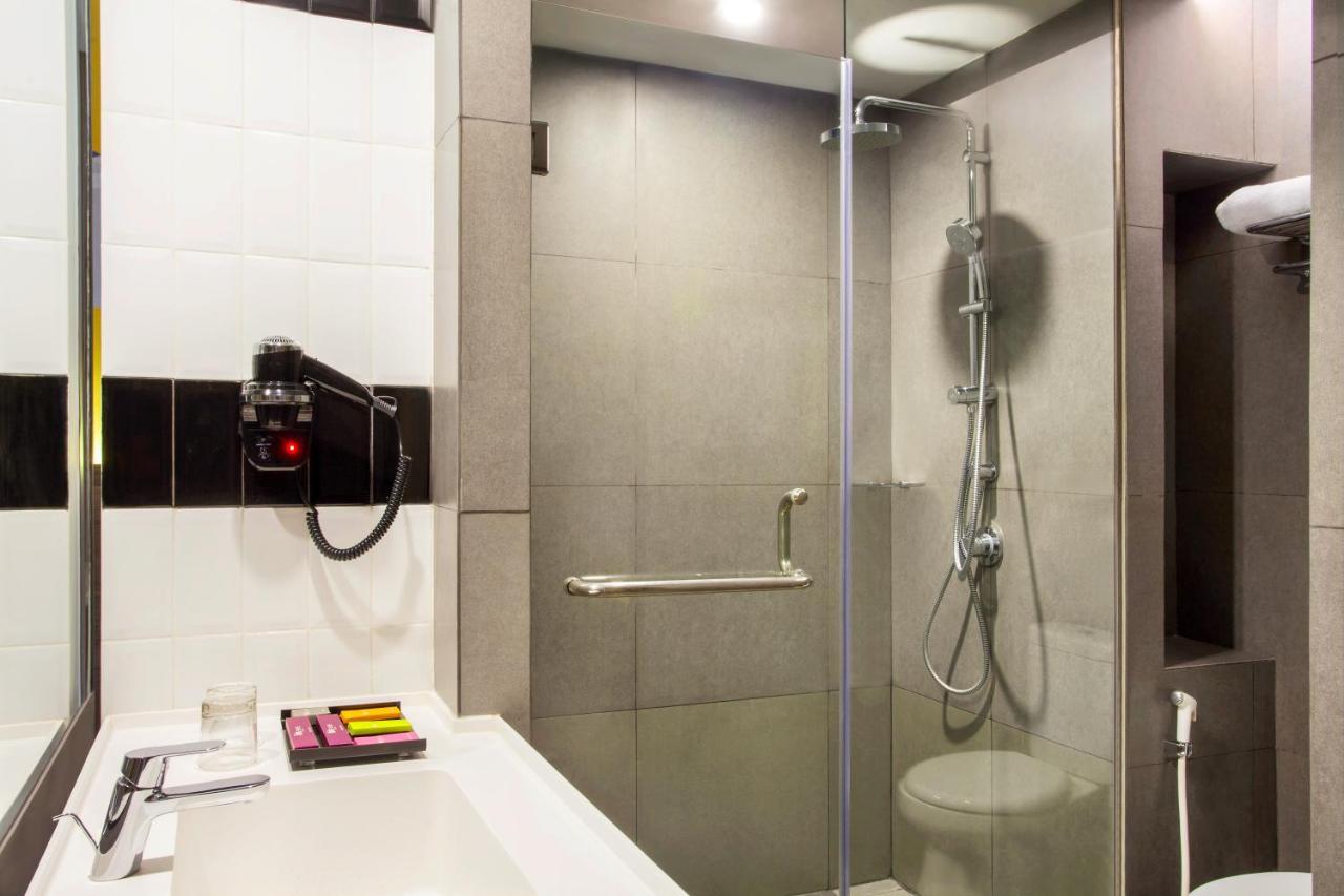 Ibis Styles Bekasi Jatibening Hotell Exteriör bild