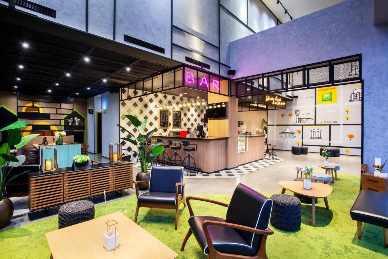 Ibis Styles Bekasi Jatibening Hotell Exteriör bild